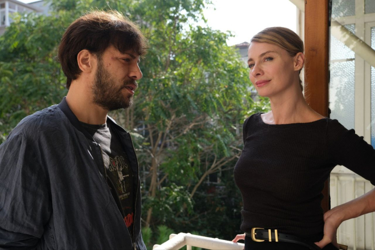 tabii orijinal yapımı “Cihangir Cumhuriyeti” izleyicilerle buluştu